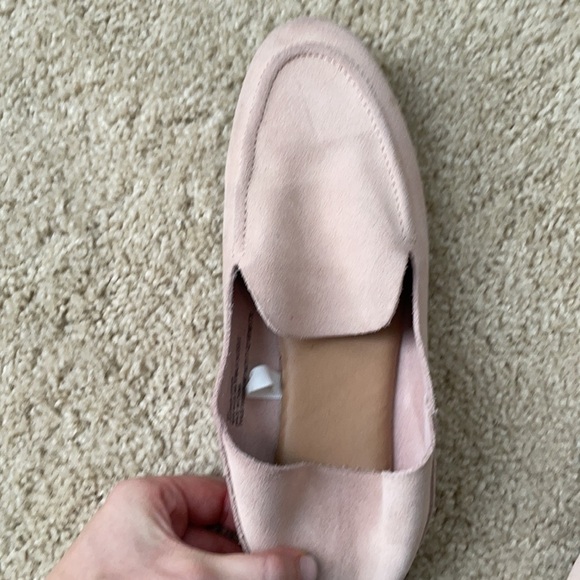 Pink convertible loafer a new day size 9.5 - Picture 2 of 4